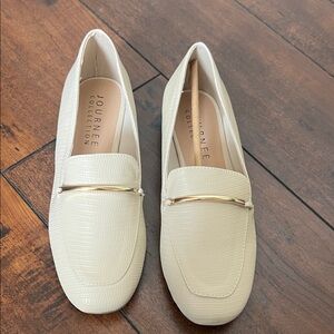 Journee Collection Cream Textured Loafers with Gold Bar